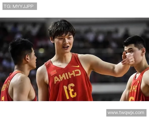 南京篮球队在总决赛积分榜上以58分稳居第一名展现强劲实力