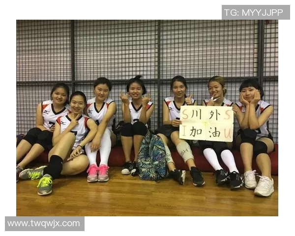 赛后分析:广州排球队与重庆排球队的团队协作与战术执行探讨 赛后分析:广州排球队与重庆排球队的团队协作与战术执行探讨