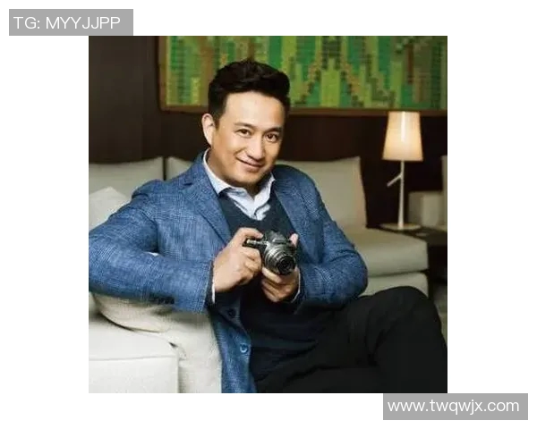 足球明星勇闯极限挑战赛场展现超凡实力与团队精神